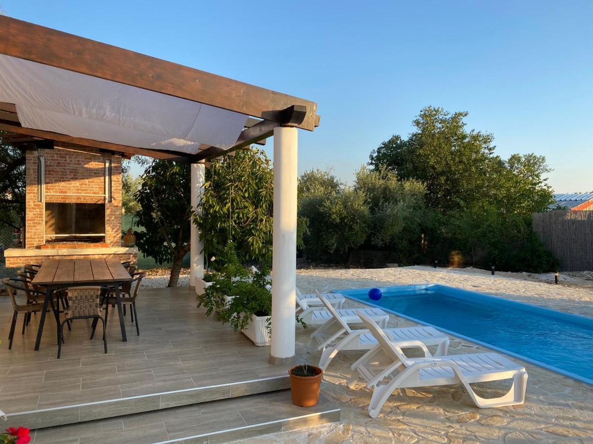 Villa Bubica- Cozy Holiday Home In Rural Area With Pool Stankovci  Exteriér fotografie