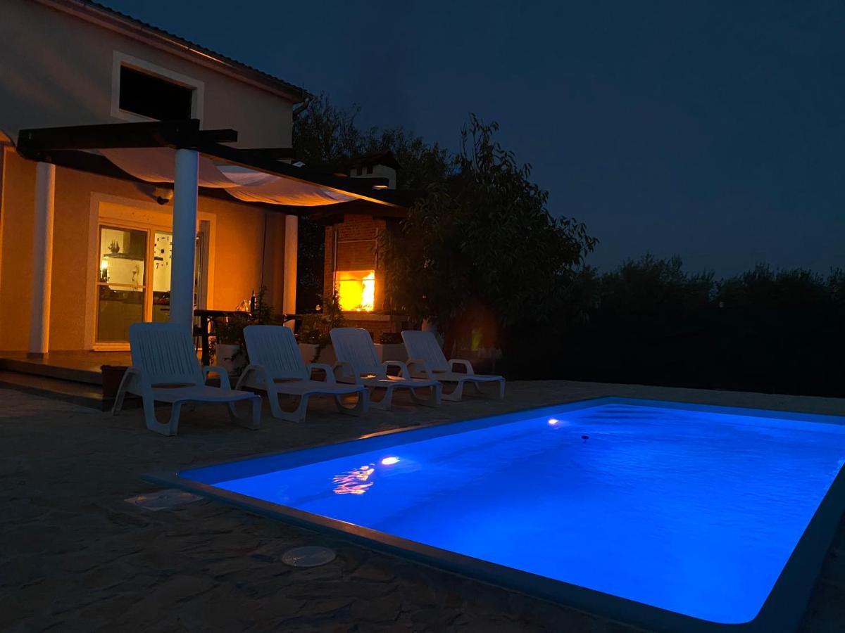 Villa Bubica- Cozy Holiday Home In Rural Area With Pool Stankovci  Exteriér fotografie