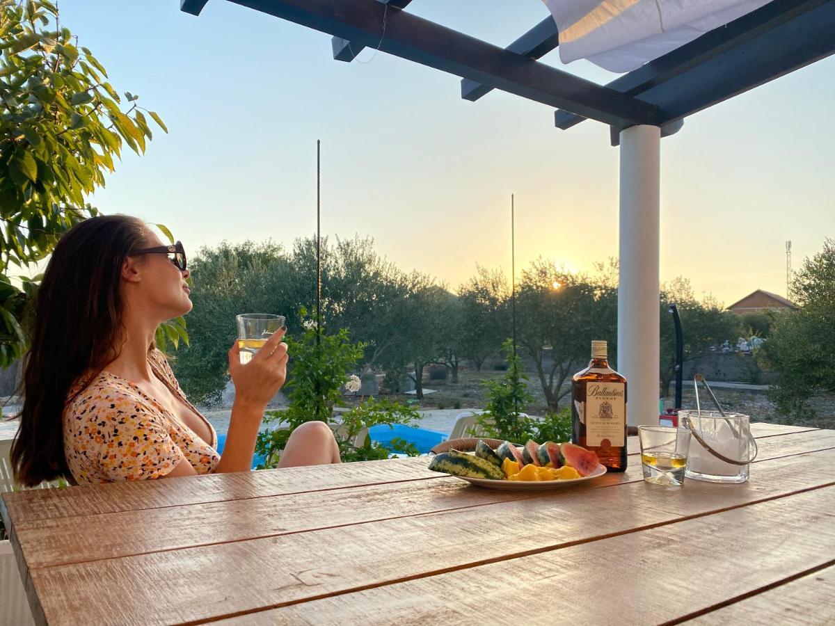 Villa Bubica- Cozy Holiday Home In Rural Area With Pool Stankovci  Exteriér fotografie